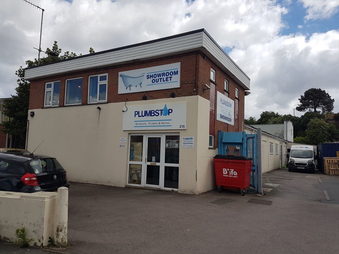 215 Haymoor Rd, Poole for sale Primary Photo- Image 1 of 1