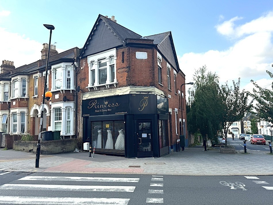 256 Wood St, London for sale Building Photo- Image 1 of 1