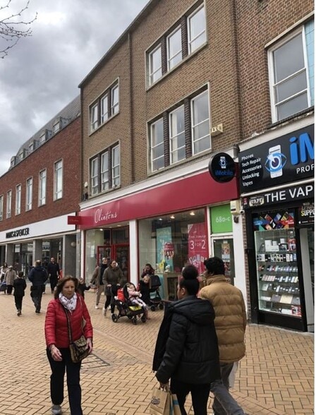 67-68 High St, Chelmsford for sale - Primary Photo - Image 1 of 1