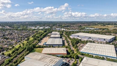 Kingsbury Rd, Curdworth to rent Building Photo- Image 2 of 2