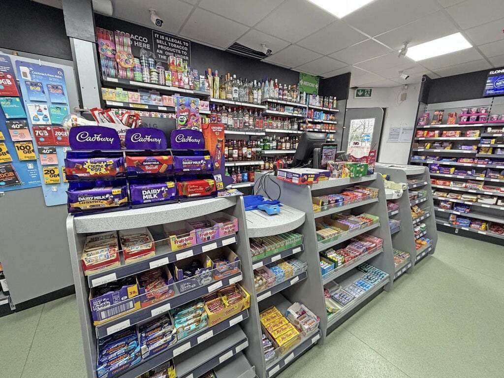 334 Commercial Rd, Portsmouth to rent Interior Photo- Image 1 of 7