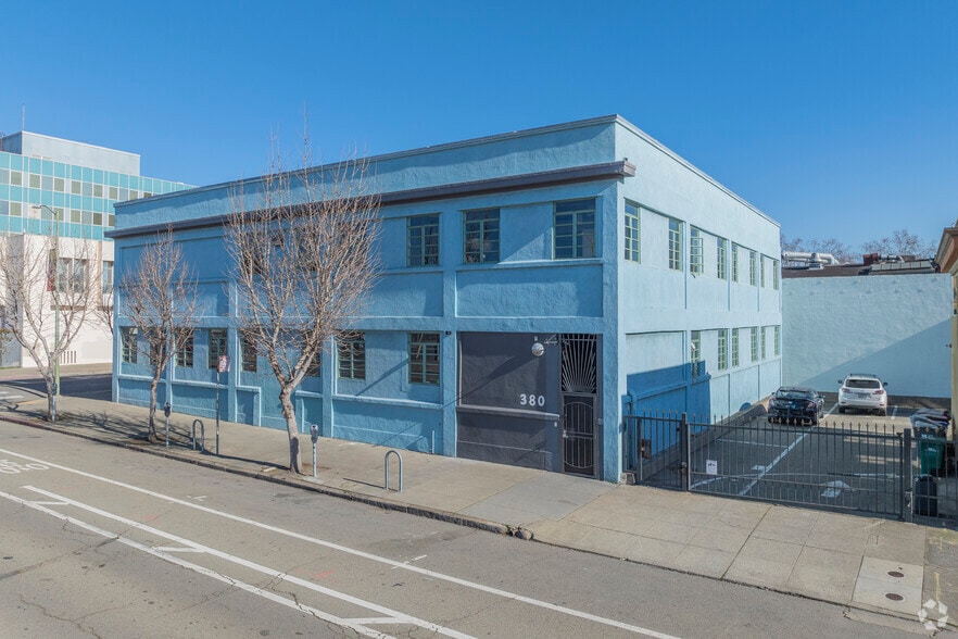 380 Washington St, Oakland, CA for sale - Building Photo - Image 1 of 1