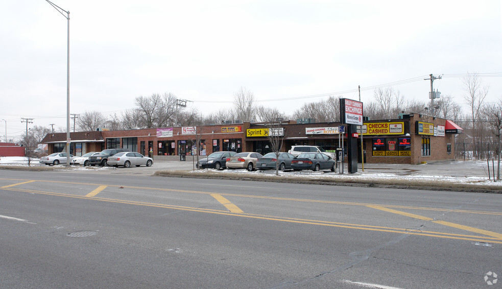 59-83 W Sibley Blvd, South Holland, IL for rent - Primary Photo - Image 1 of 8