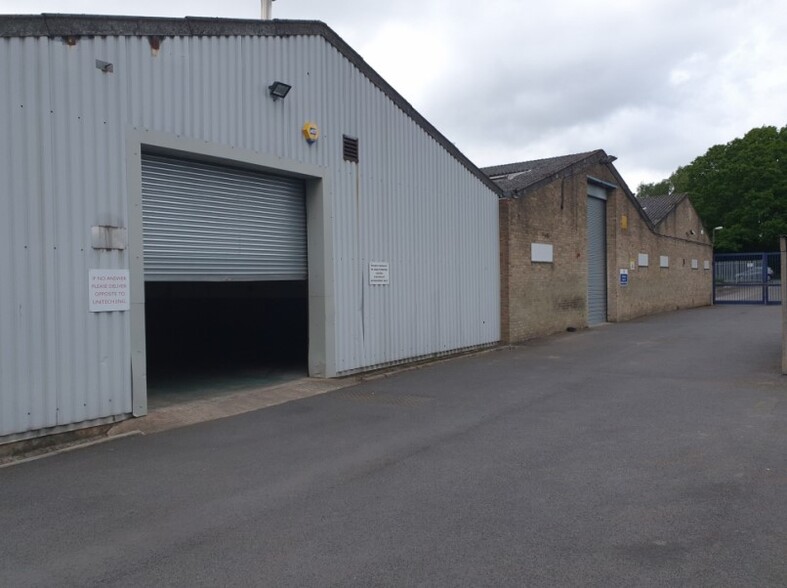 3 Engine Ln, Walsall for rent - Building Photo - Image 1 of 1