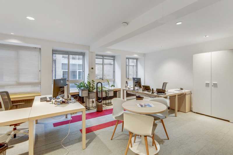 Office in Paris for sale - Interior Photo - Image 3 of 5