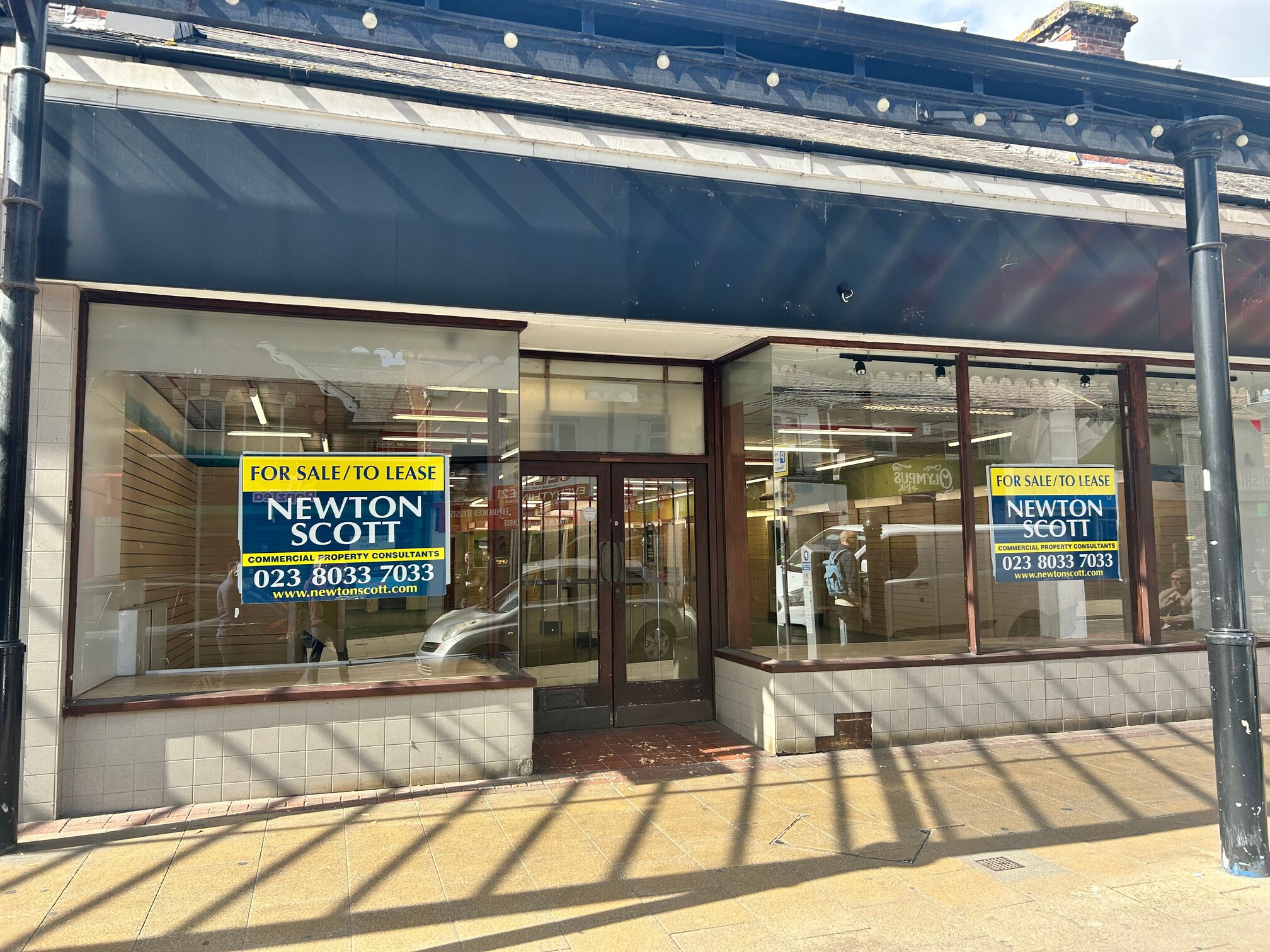 15-17 Market St, Eastleigh to rent Building Photo- Image 1 of 4