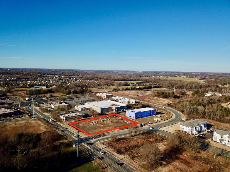 290 Robins Way SW, Concord, NC for rent - Aerial - Image 2 of 29