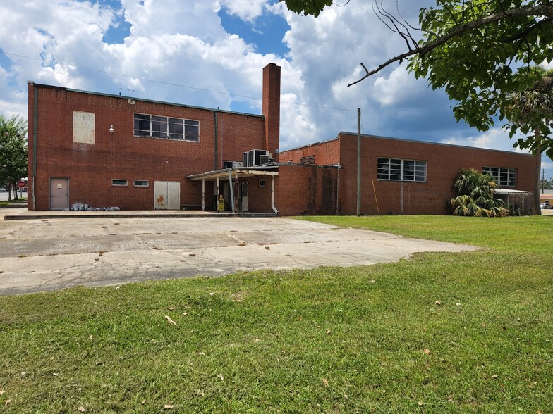 400 Isabella St, Waycross, GA for sale - Building Photo - Image 3 of 3