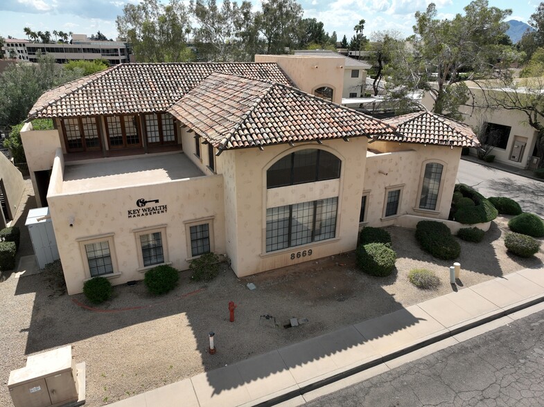 8669 E San Alberto Dr, Scottsdale, AZ for rent - Building Photo - Image 3 of 13