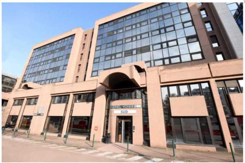 Location Bureaux 120 m² à 1 324 m² - Photo 1
