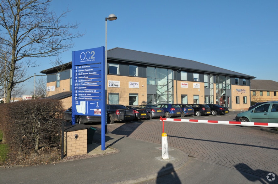 Castlegate Way, Dudley for sale - Primary Photo - Image 1 of 1