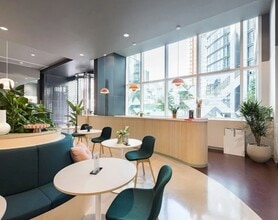 Marsh Wall, London to rent Interior Photo- Image 1 of 9