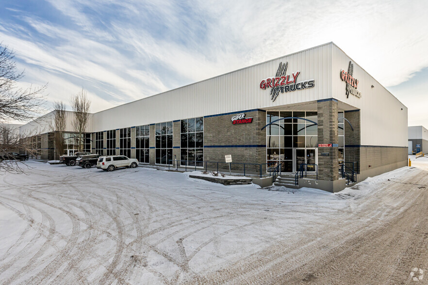 6303-6311 Roper Rd NW, Edmonton, AB for sale - Primary Photo - Image 1 of 1