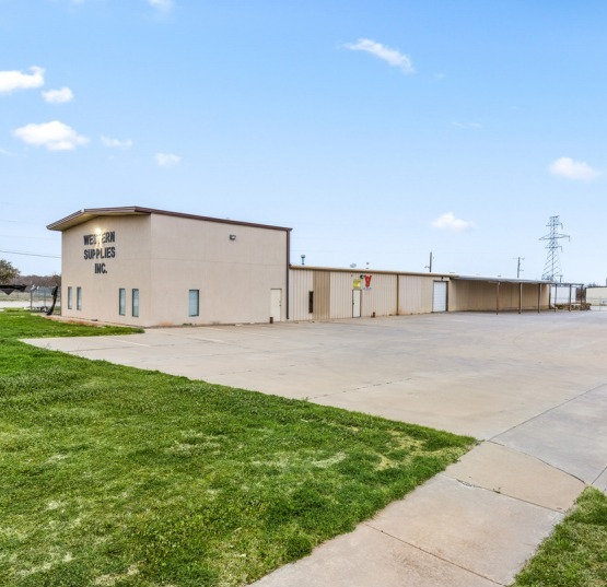 3601 Central Fwy, Wichita Falls, TX for rent - Primary Photo - Image 1 of 3