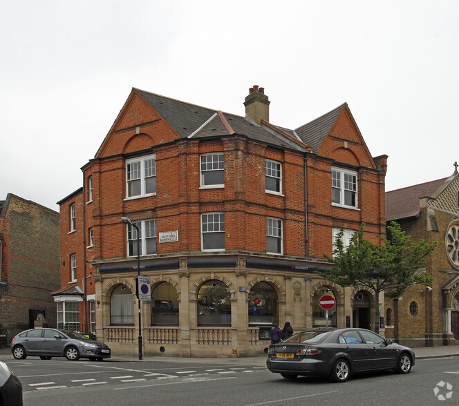 139 High St, London for sale - Primary Photo - Image 1 of 1