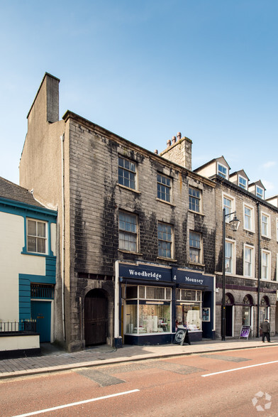 112-114A Highgate, Kendal for sale - Primary Photo - Image 1 of 1