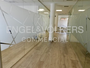Office in Madrid, Madrid to rent Interior Photo- Image 1 of 28