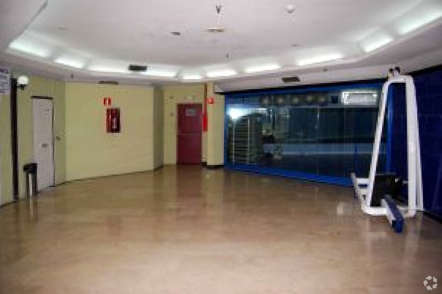 Retail in Móstoles, Madrid for sale Interior Photo- Image 1 of 2