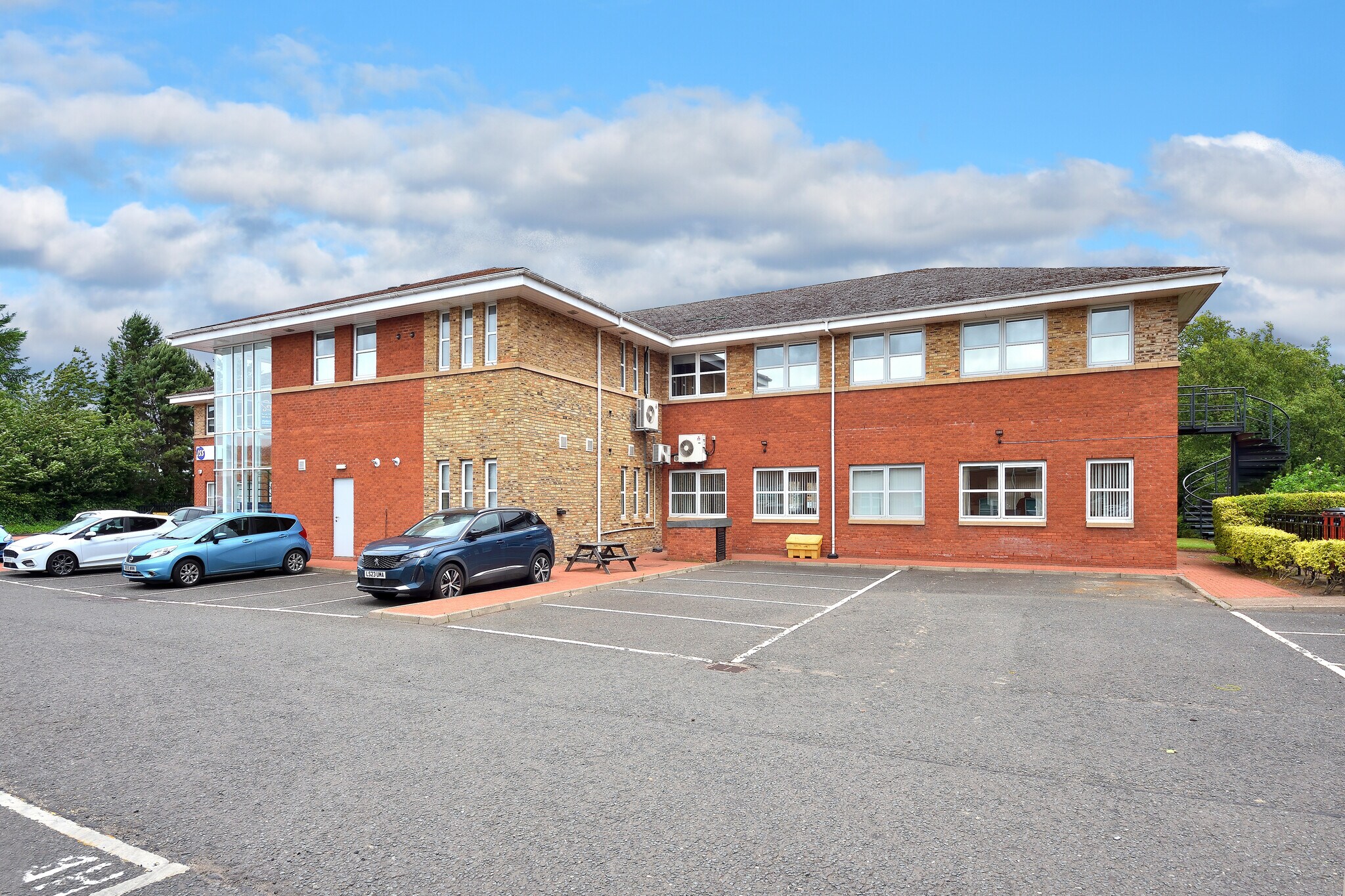 7 Deer Park Ave, Livingston for sale Primary Photo- Image 1 of 1