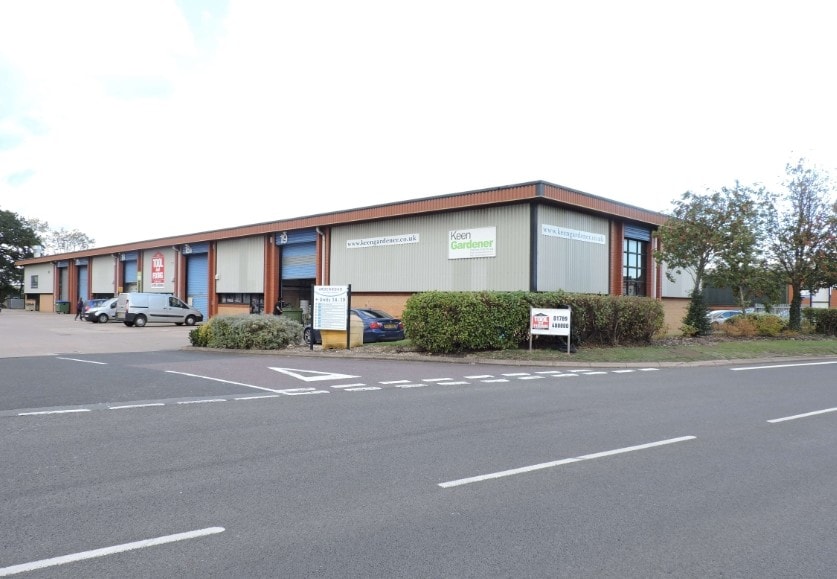 17-20 Arden Rd, Alcester to rent Primary Photo- Image 1 of 3