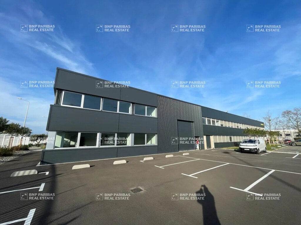 Location Local d'activités 291 m² à 1 820 m² - Photo 1