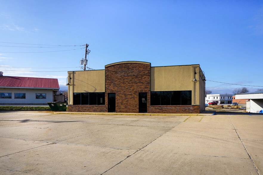 409 Highway 28 W, Belle, MO for sale - Primary Photo - Image 1 of 19