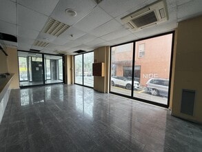 Retail in Castelldefels, Barcelona to rent Interior Photo- Image 2 of 13