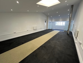 Hythe Quay, Colchester to rent Interior Photo- Image 2 of 6