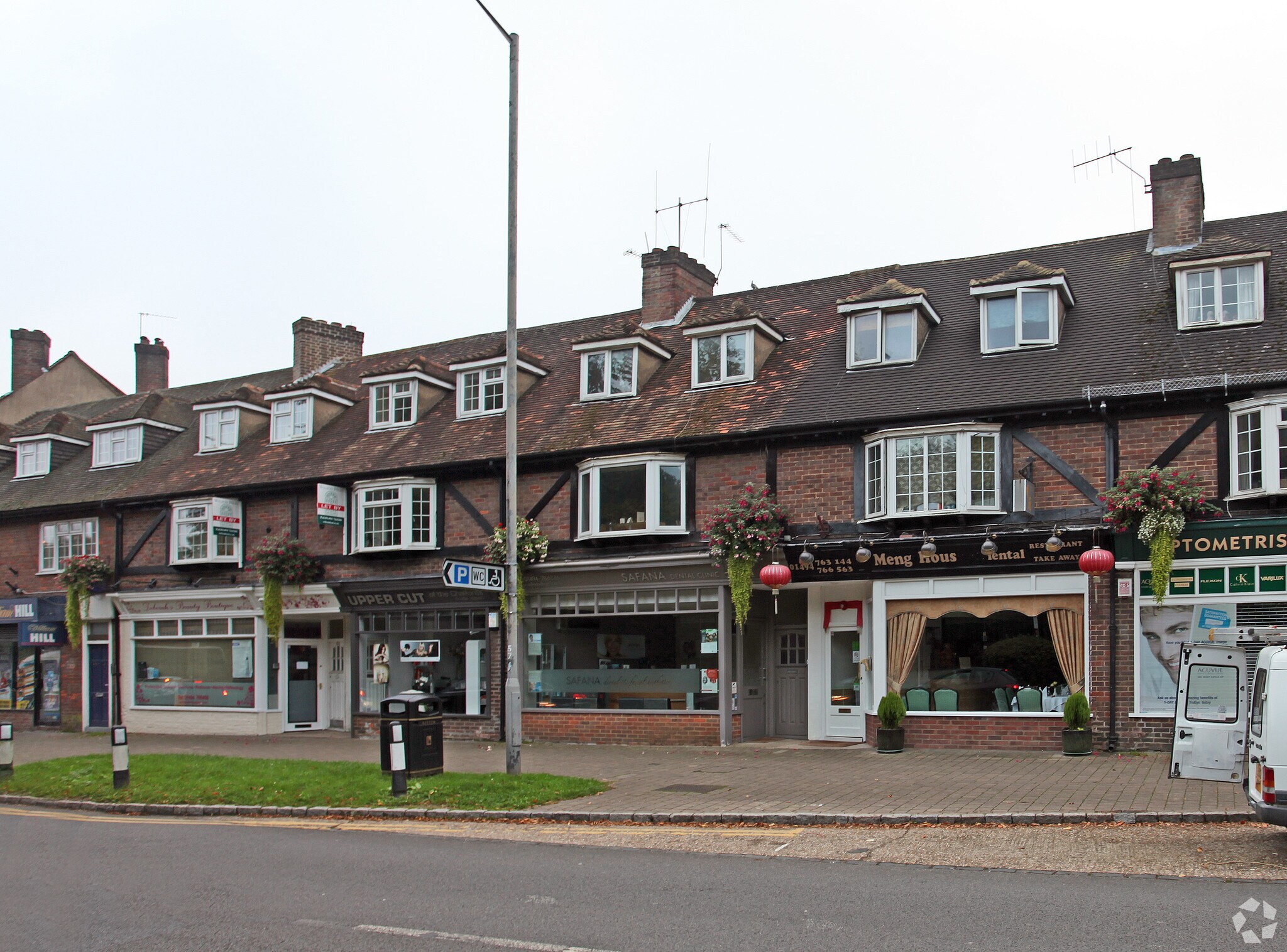 11 Nightingales Corner, Little Chalfont HP7 9PZ Retail for Sale