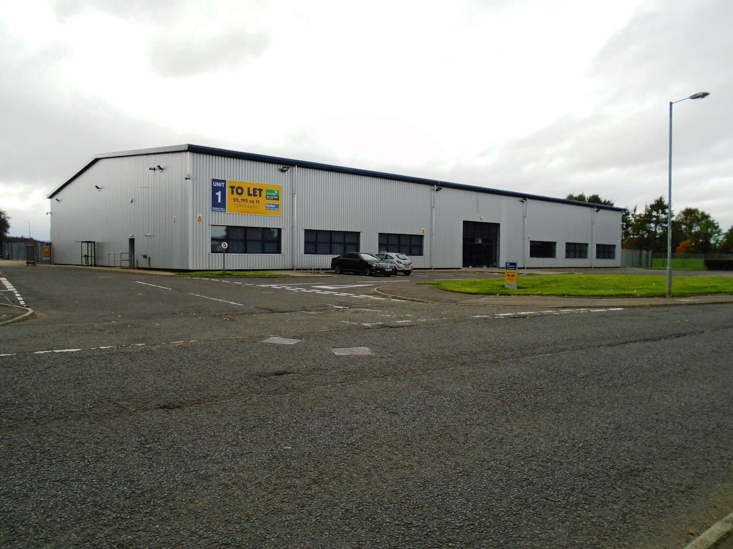 79 Canyon Rd, Wishaw for sale Primary Photo- Image 1 of 1