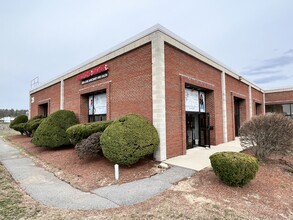 3 Bud Way, Nashua, NH for sale Primary Photo- Image 1 of 1