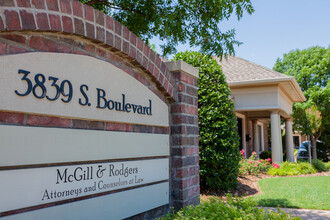 3839 S Boulevard Ave, Edmond, OK for rent Building Photo- Image 1 of 13