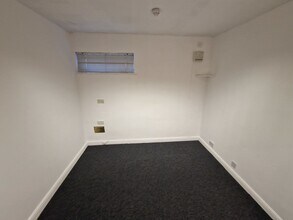 44 Agard St, Derby for rent Interior Photo- Image 1 of 3