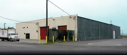 900 Castle Rd, Secaucus, NJ for rent Building Photo- Image 1 of 1