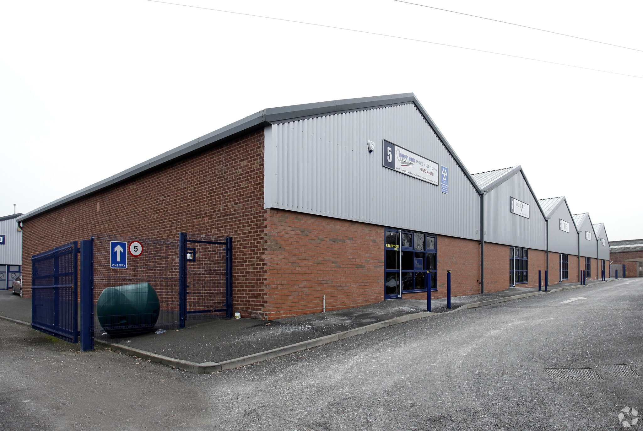 Station Rd, Birmingham to rent Primary Photo- Image 1 of 3