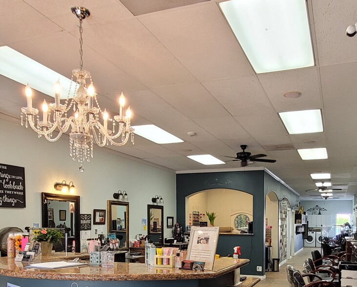 Turn Key Hair Salon, Simi Valley, CA for rent - Interior Photo - Image 2 of 3