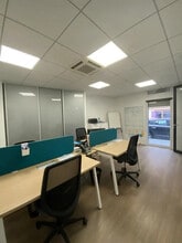 4 Bis Avenue Camille Rousset, Bron for sale Interior Photo- Image 2 of 15