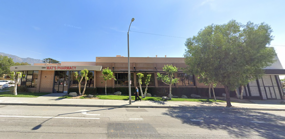 2260-2268 Lincoln Ave, Altadena, CA for rent - Building Photo - Image 1 of 1