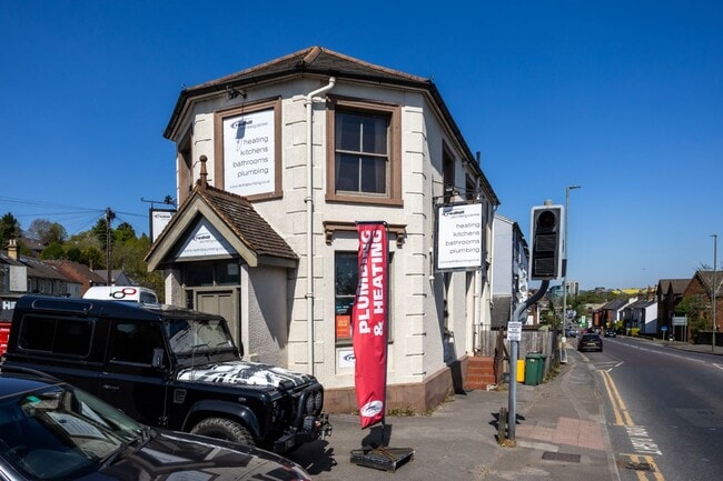 More details for 147 Brighton Rd, Redhill - Retail for Sale