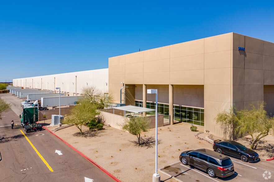 2060 S 51st Ave, Phoenix, AZ for sale - Primary Photo - Image 1 of 1