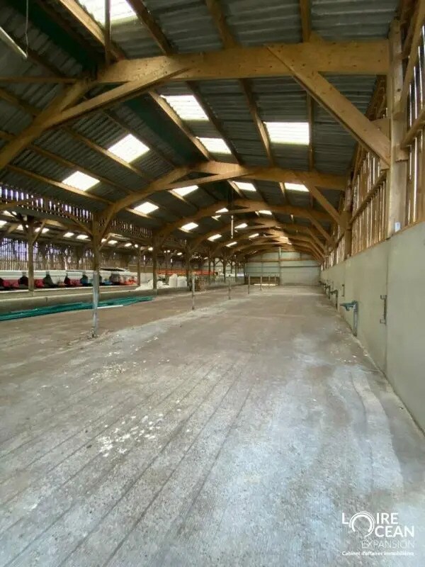 Light Industrial in Nantes for sale Building Photo- Image 1 of 7