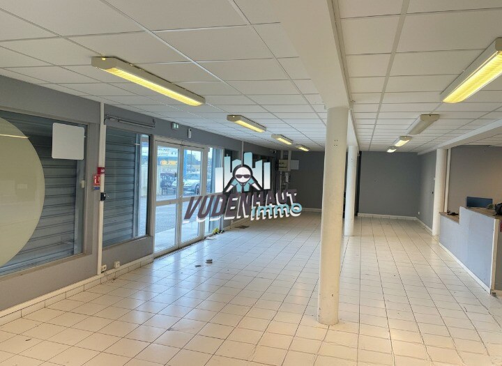 Retail in Muret to rent Interior Photo- Image 1 of 7
