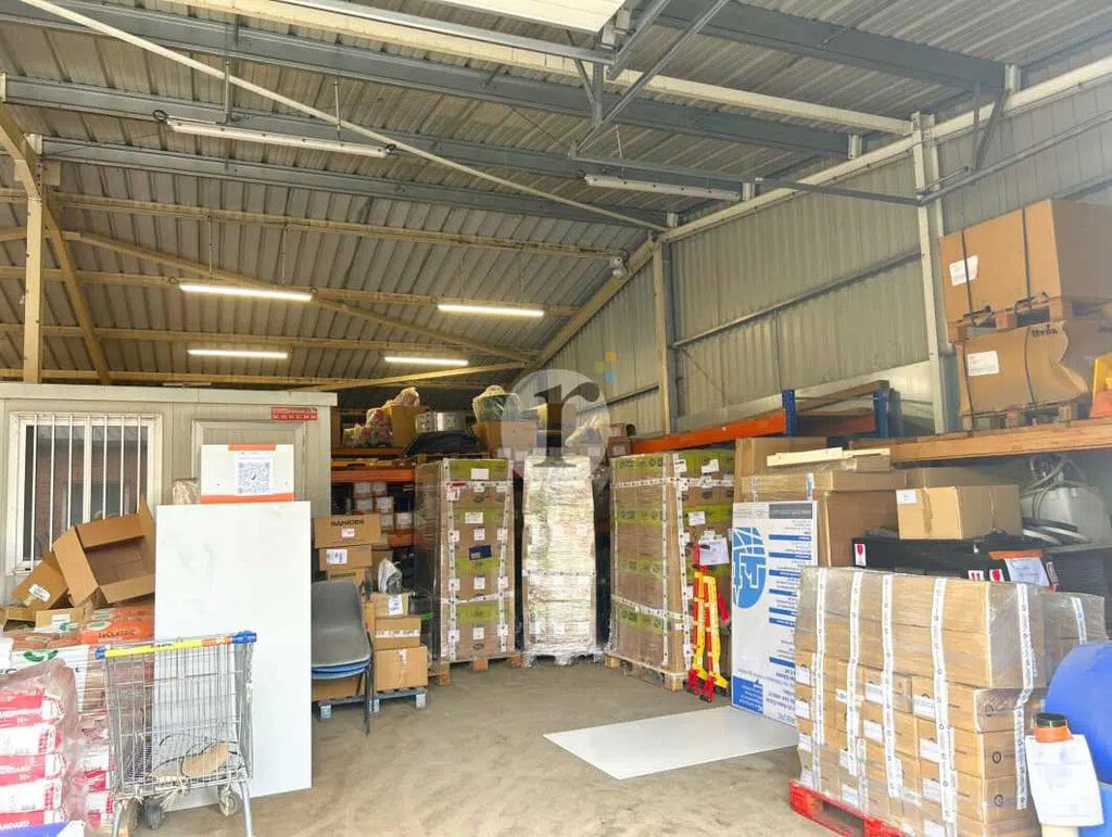Vente Bureaux 1 260 m² - Photo 1