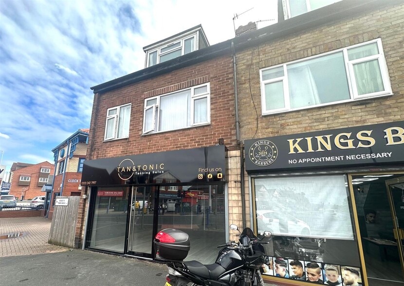 11-11A Irwin Approach, Leeds to rent - Building Photo - Image 2 of 3