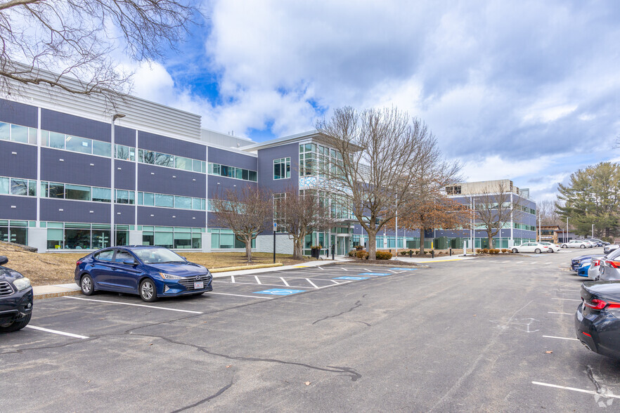 10 Maguire Rd, Lexington, MA for sale - Primary Photo - Image 1 of 1