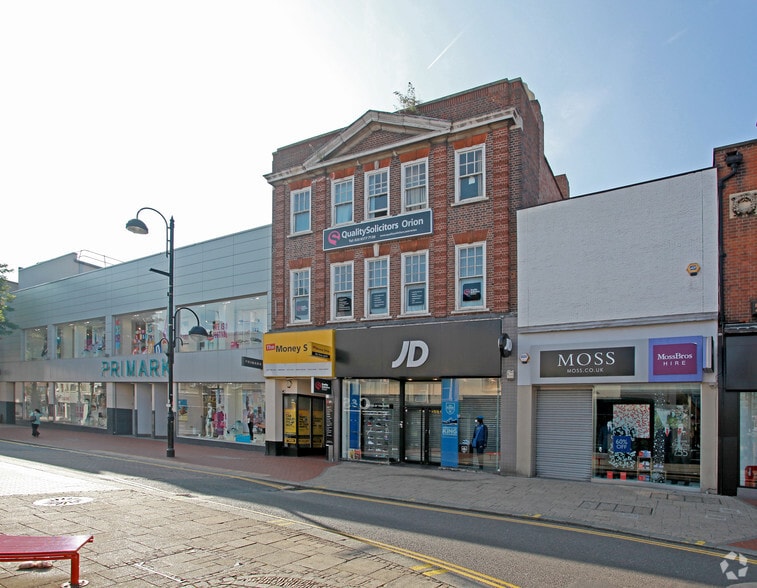 171-173 High St, Hounslow to rent - Building Photo - Image 3 of 3