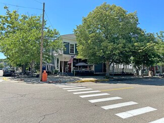 More details for 202 Butler St, Saugatuck, MI - Retail for Sale