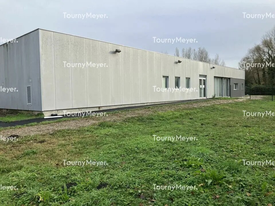 Light Industrial in Bordeaux to rent Building Photo- Image 1 of 7