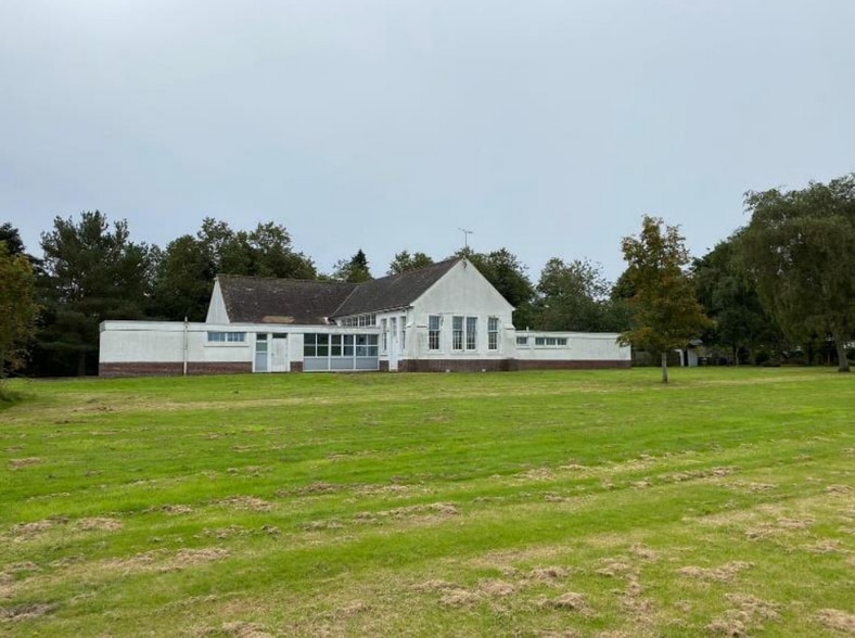 4 Forteviot Vlg, Perth for sale - Primary Photo - Image 1 of 1