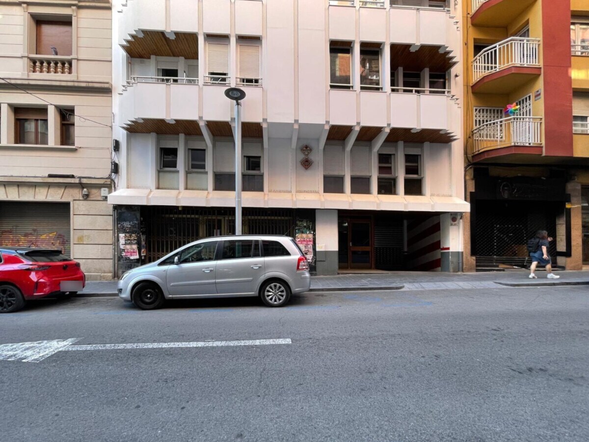 Tarragona, TAR 43005 - Unit Puerta 01 -  - Interior Photo - Image 2 of 8